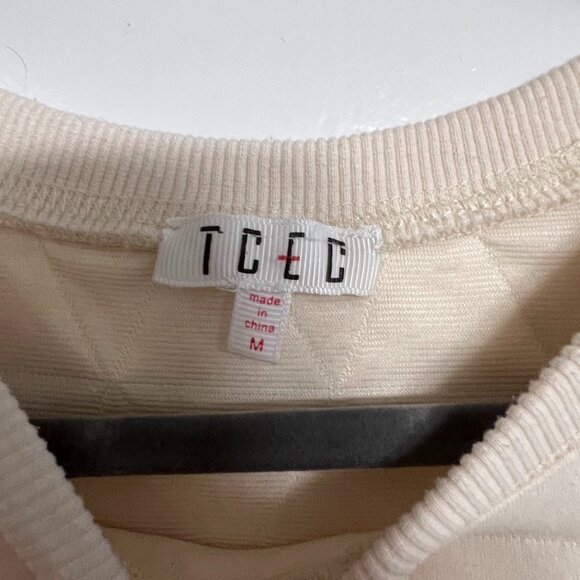 TCEC Puff Sleeve Shoulder Quilted Crewneck Sweater - Picture 3 of 3